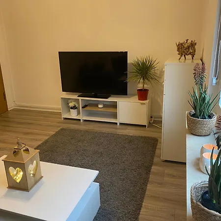 Schoene Mit Terrasse, Nur 2 Minuten Zur Autobahn 公寓 韦默尔斯基兴