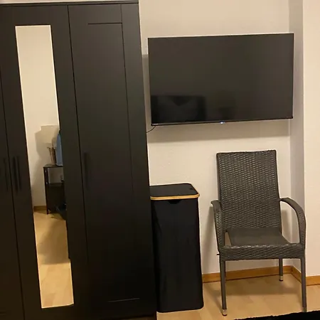 Schoene Mit Terrasse, Nur 2 Minuten Zur Autobahn Wermelskirchen