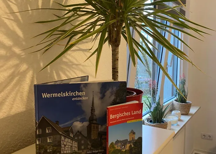 Appartement Schoene Mit Terrasse, Nur 2 Minuten Zur Autobahn
